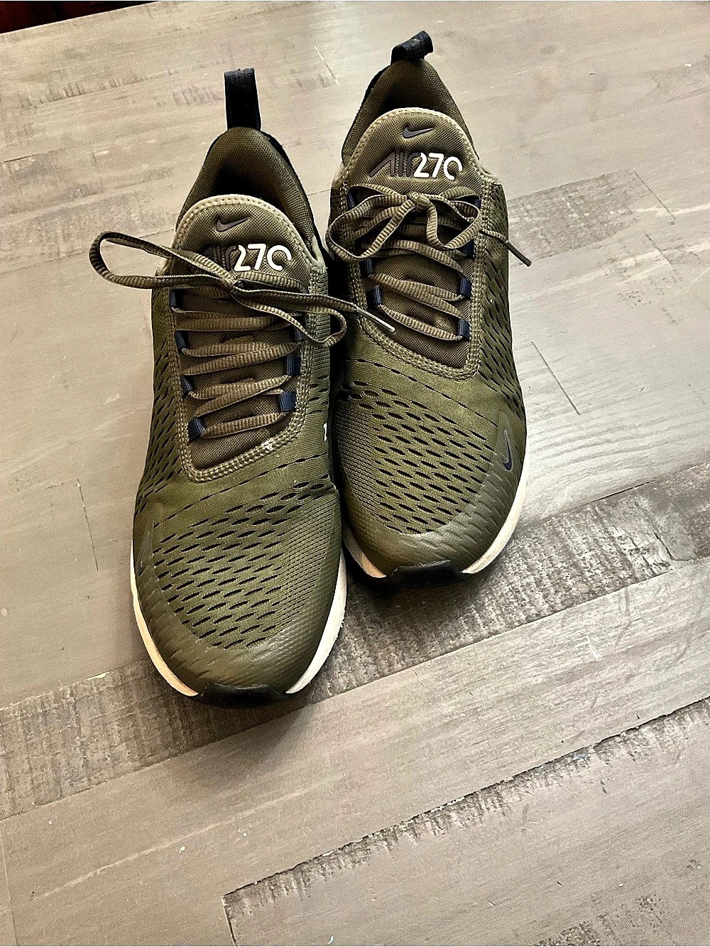 Nike Air Max 270 Men's Athletic Shoes US 7.5 Green & Black